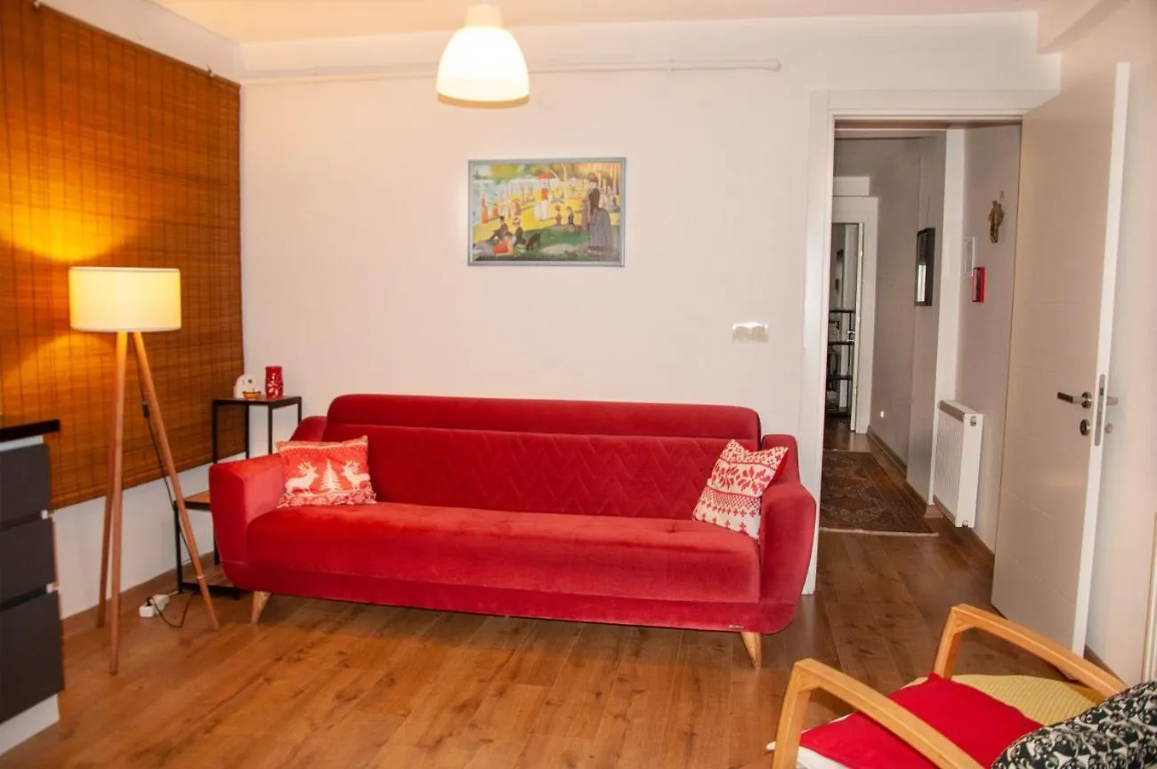 Lovely And Comfy Flat Near Sea In Karsiyaka Izmir Apartment