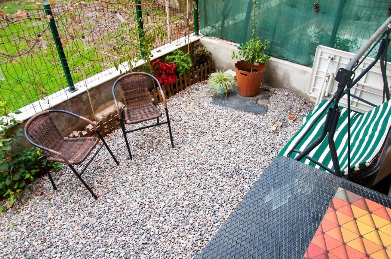 Lovely And Comfy Flat Near Sea In Karsiyaka Izmir Apartment 0*,